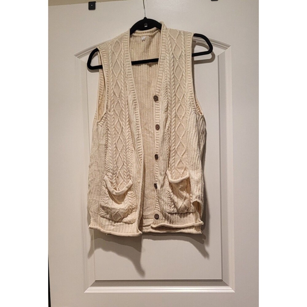 Vintage knitted vest